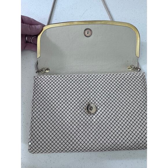 "VUTRUBA" 1960 Vintage Metal Mesh Crossbody Purse Snap Closure Chain Strap Clean - Picture 4 of 9